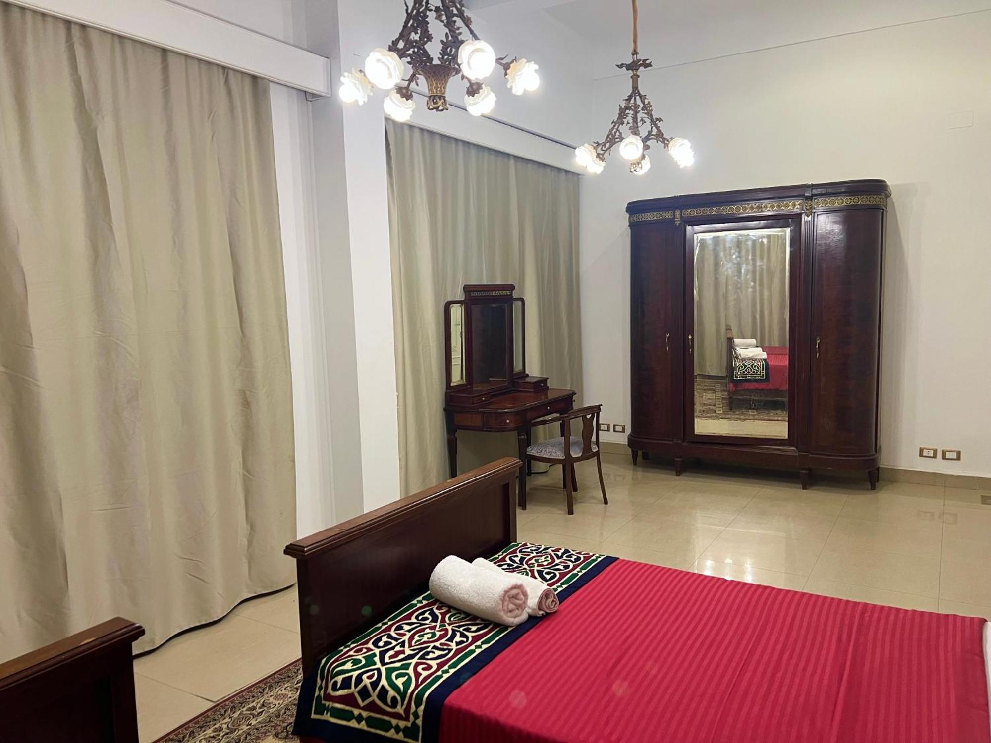 Apartment Timeless Classic 3br In Downtown - Mint 8 *